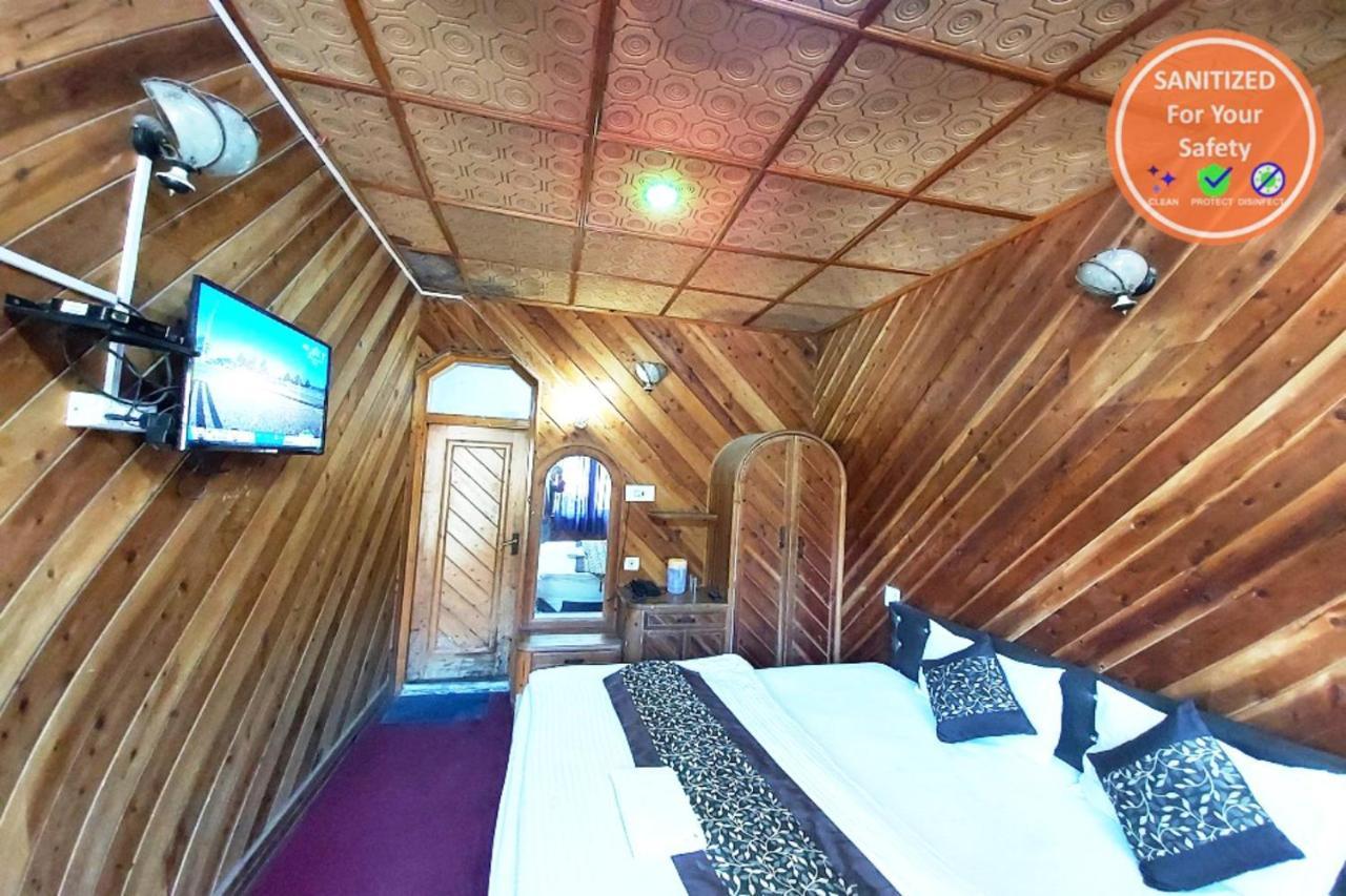 Goroomgo Luxury Stay Mall Road 나이니탈 외부 사진